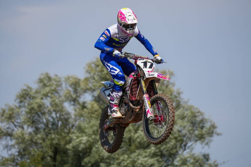 dsc07793-standard-kxs7j7.jpg