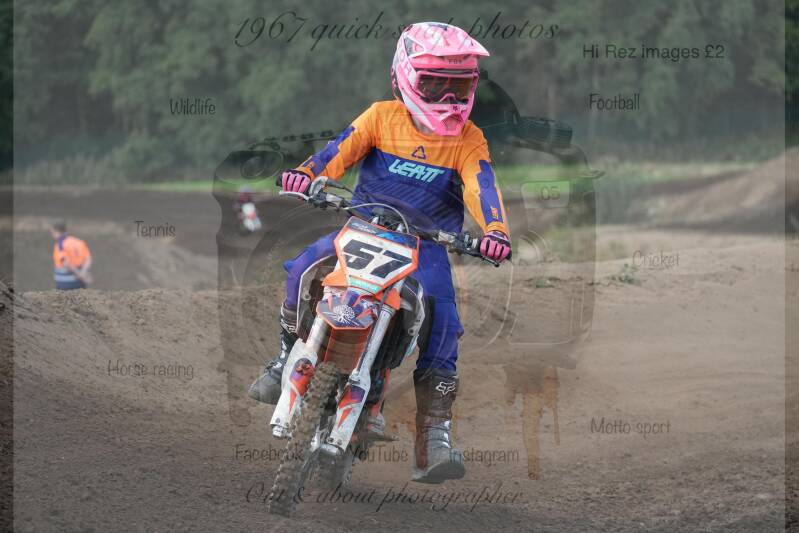 dsc08232-standard-t85mcs.jpg