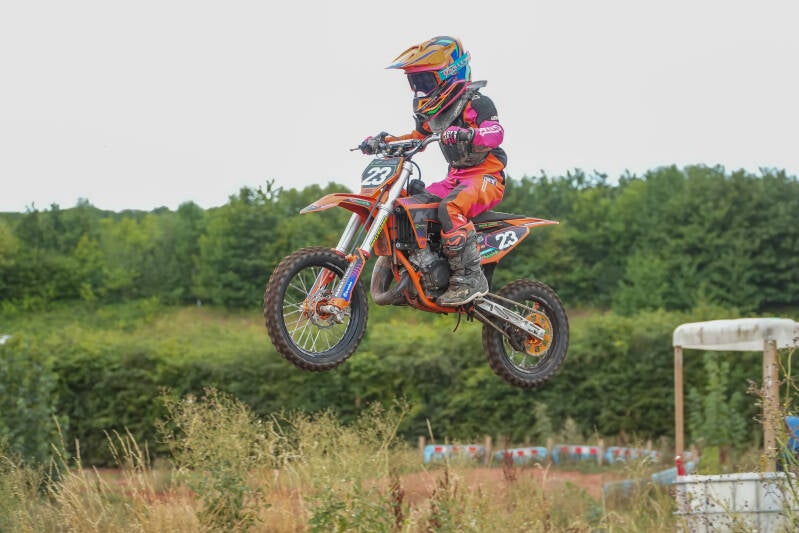 dsc08383-standard.jpg