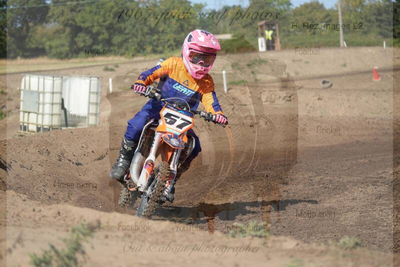 dsc09132-standard-8xrcr0.jpg