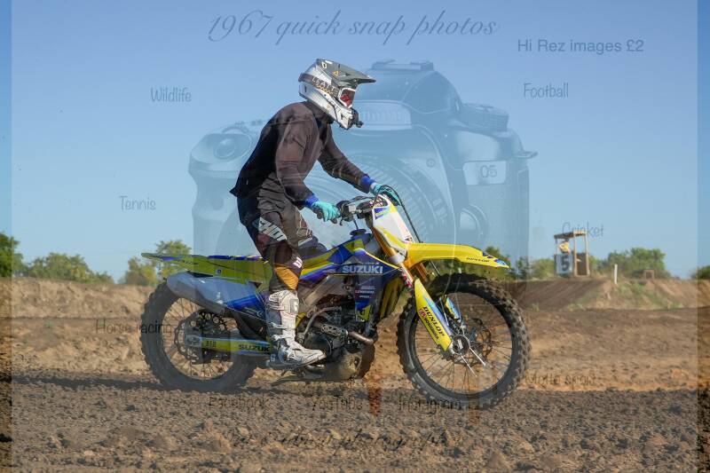 dsc09431-standard.jpg
