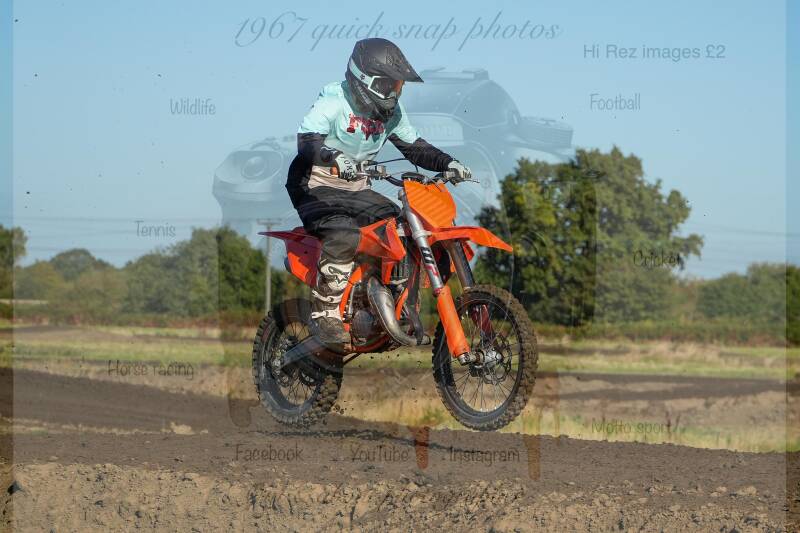 dsc09489-standard-zxbqkt.jpg
