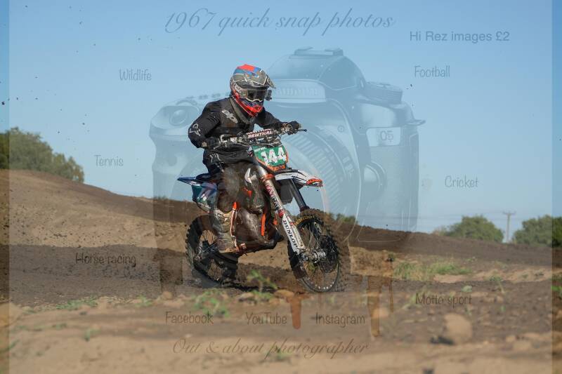 dsc09553-standard-cjae4h.jpg