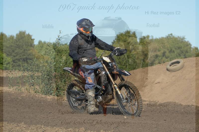 dsc09763-standard.jpg