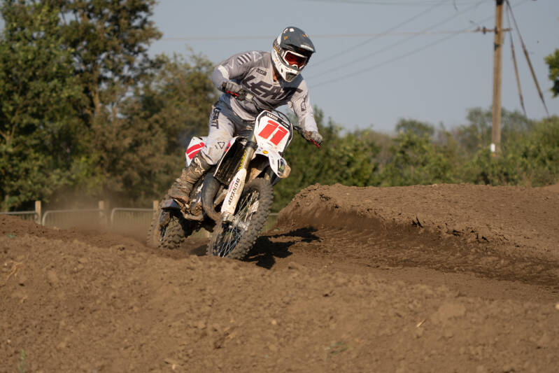 dsc09930-standard-io71cf.jpg