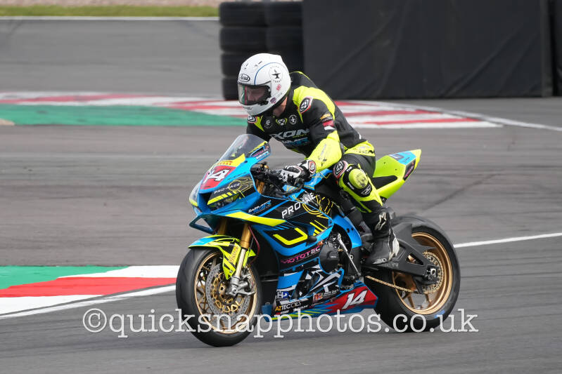 img_2453-standard.jpg