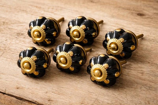 Dresser knobs