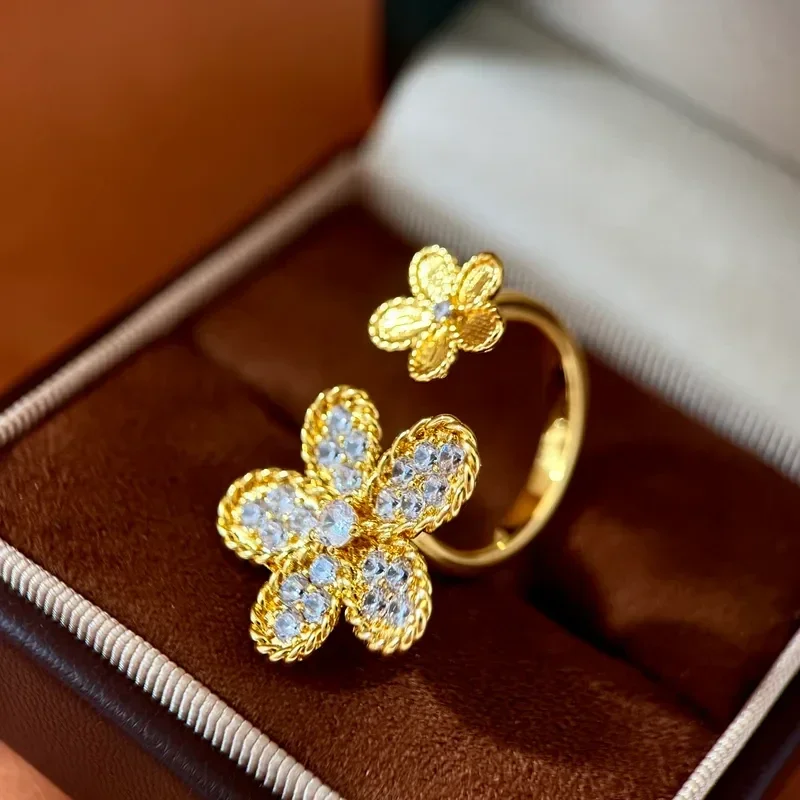 Bague Ouverte Double Fleur Inspiration Frivole Laiton Plaqué Or Zircon