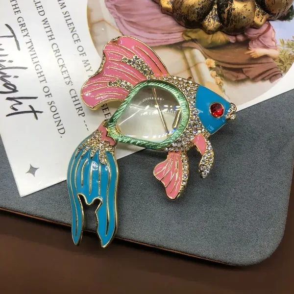 Broche Poisson tropical à Grande Queue
