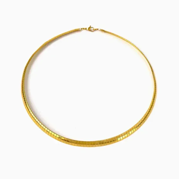 Collier Ras de Cou Semi Rigide Acier Plaqué Or Jaune 18K Maille Omega