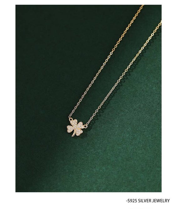 Collier Minimaliste Pendentif Trèfle Argent Plaqué Or 18K Zircon