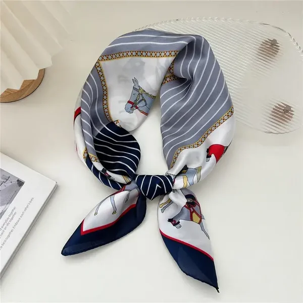 Foulard Carré 70 x 70 cm Motif Cheval Bleu Marine