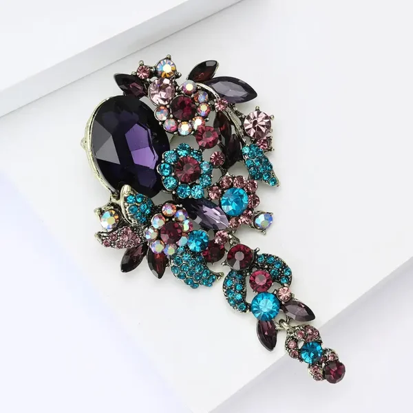 Broche Imposante Fleurs en Cascade Style Rétro Mauve