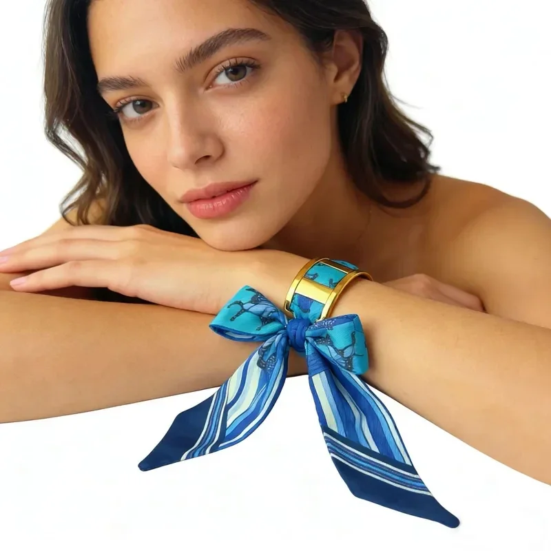 Bracelet Manchette Acier Doré Twilly Bleu Motif Cheval