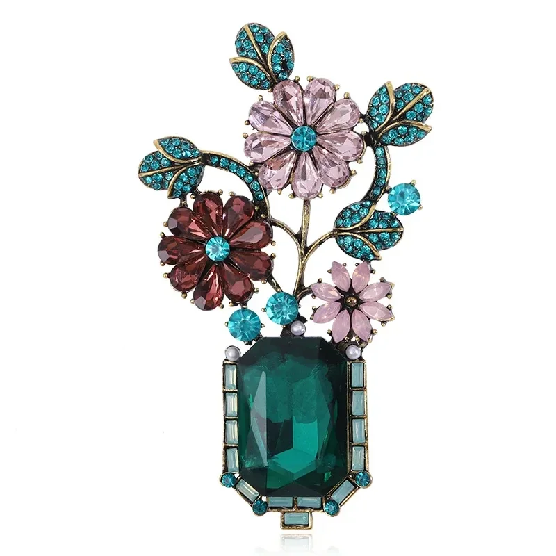 Broche Bouquet Floral Dans Un Vase Style Vintage