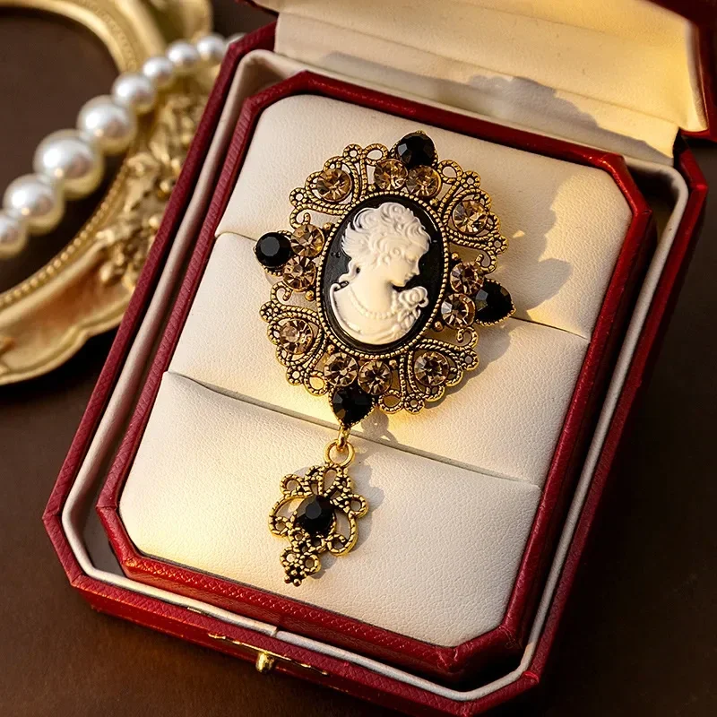 Broche Camée De Style Victorien