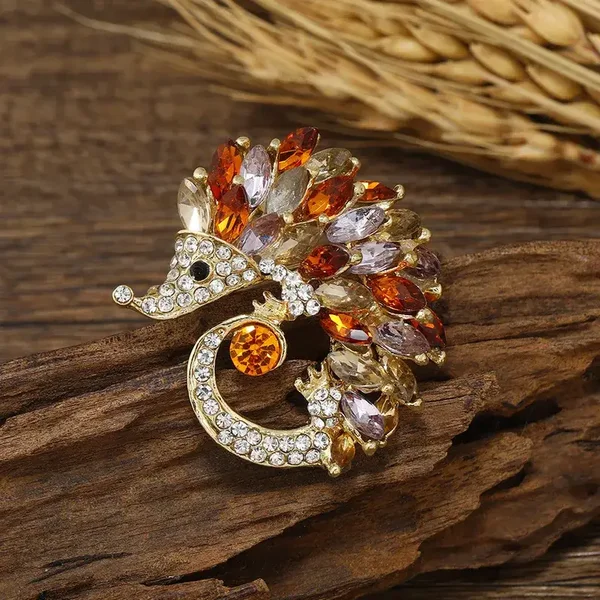 Broche Hérisson Aux Couleurs Brun et Lilas Clair