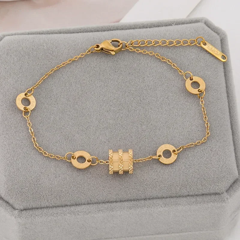 Bracelet Maille Double Doré à l'Or fin 18K Motif Monogram