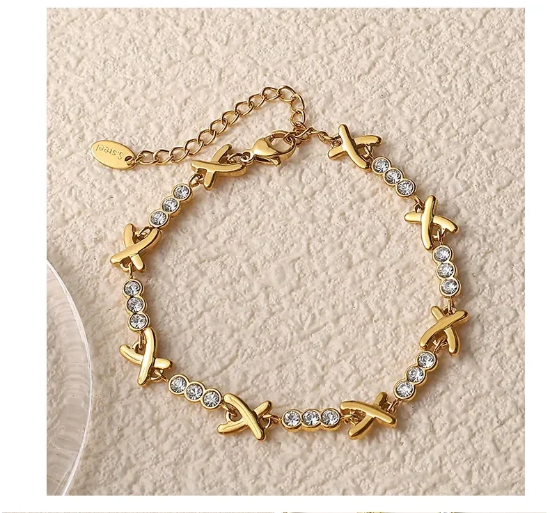 Bracelet X Plaqué Or 18K Zircon