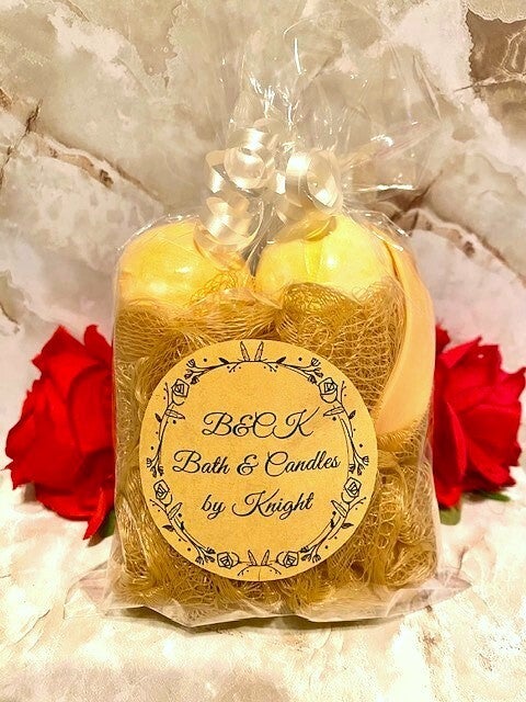 Brown Exfoliating Sponge w/ Scented Bath Bombs