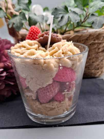 Schoko-Beeren Becher 1