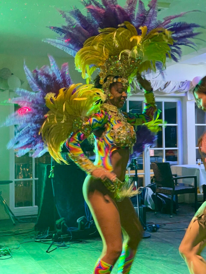 DJ Paul Sambatänzerin Àguera 3