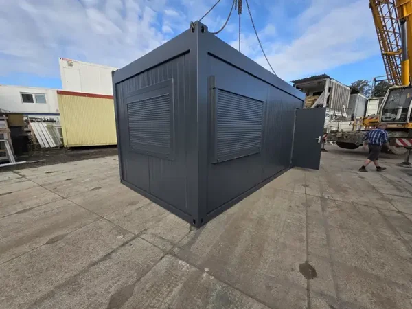 Módulo Escritório 6 × 3 m com WC e Kitchenette