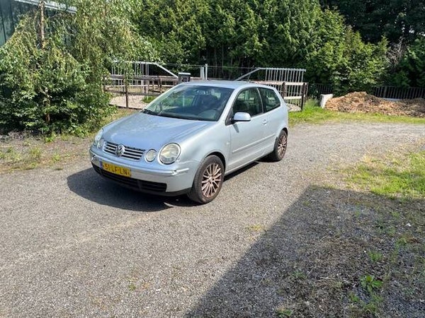 Volkswagen Polo 1.4 55KW 2002 Grijs