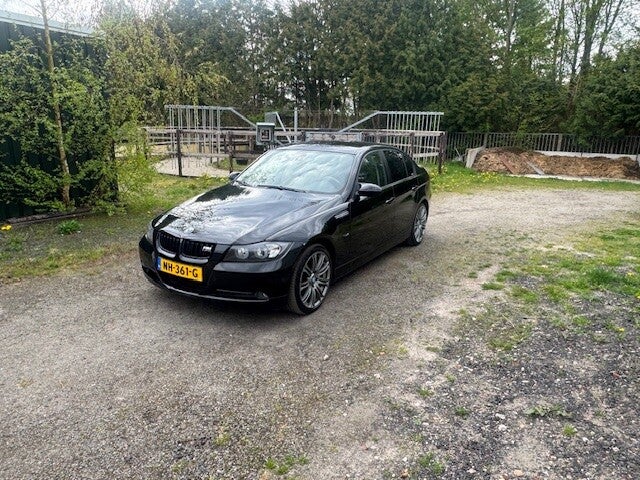 BMW 320i Automaat 2006 Zwart