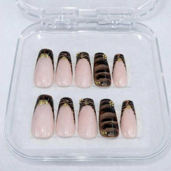 Mocha Royale Press-on Nails