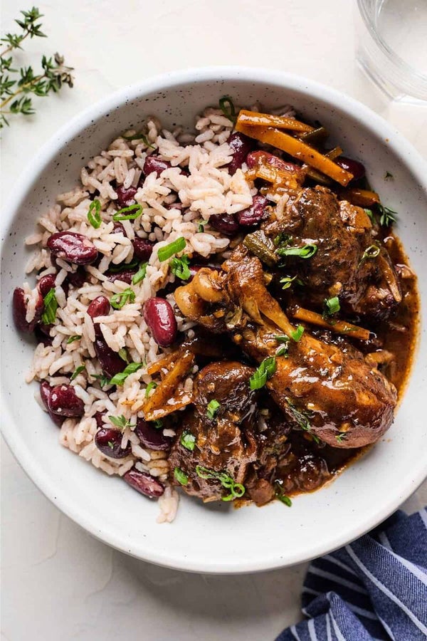 Brown stew chicken