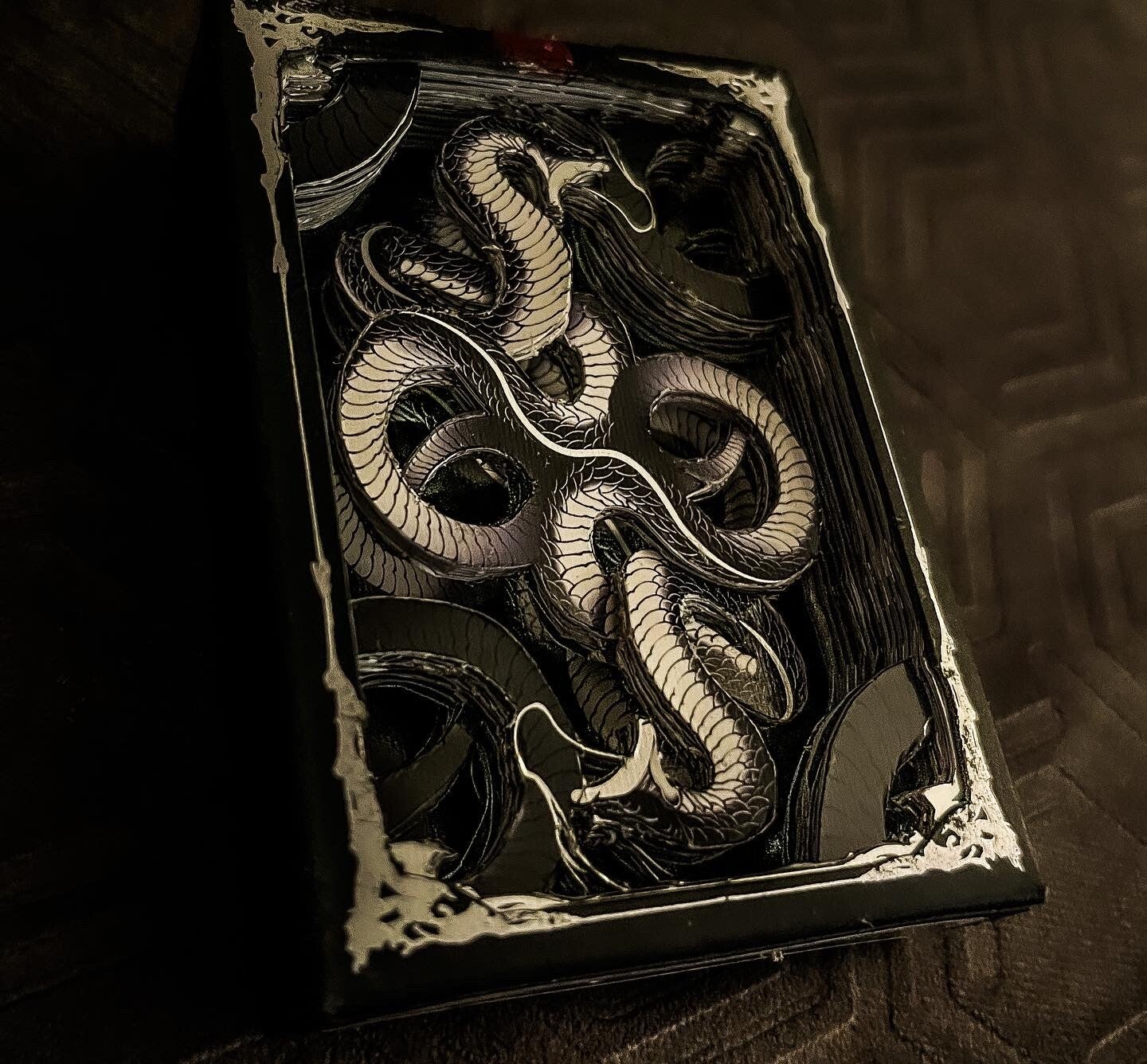 #024 Ink Beast Cut Deck