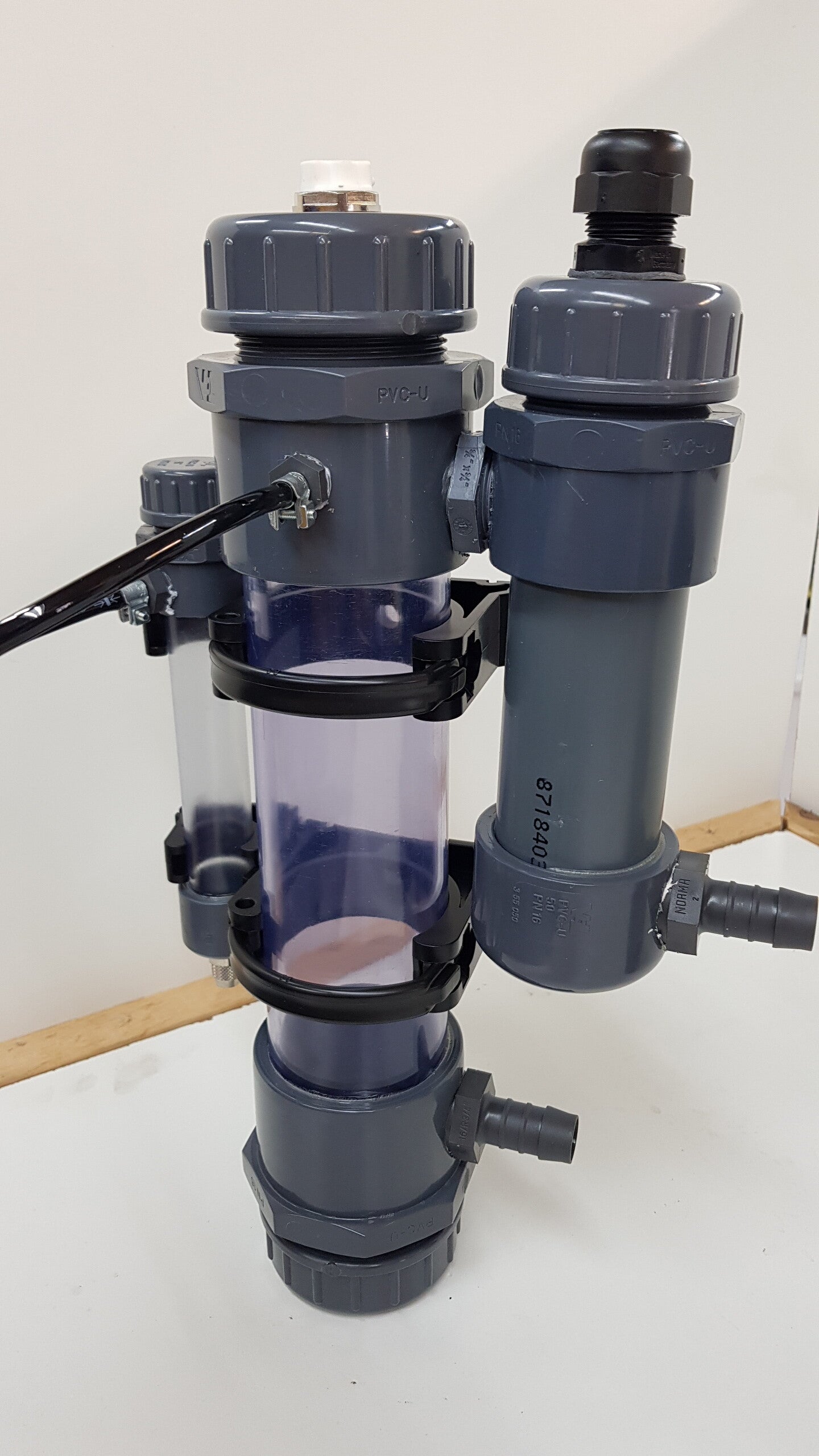 CO2 reactor met inline houder voor de PH-electrode.