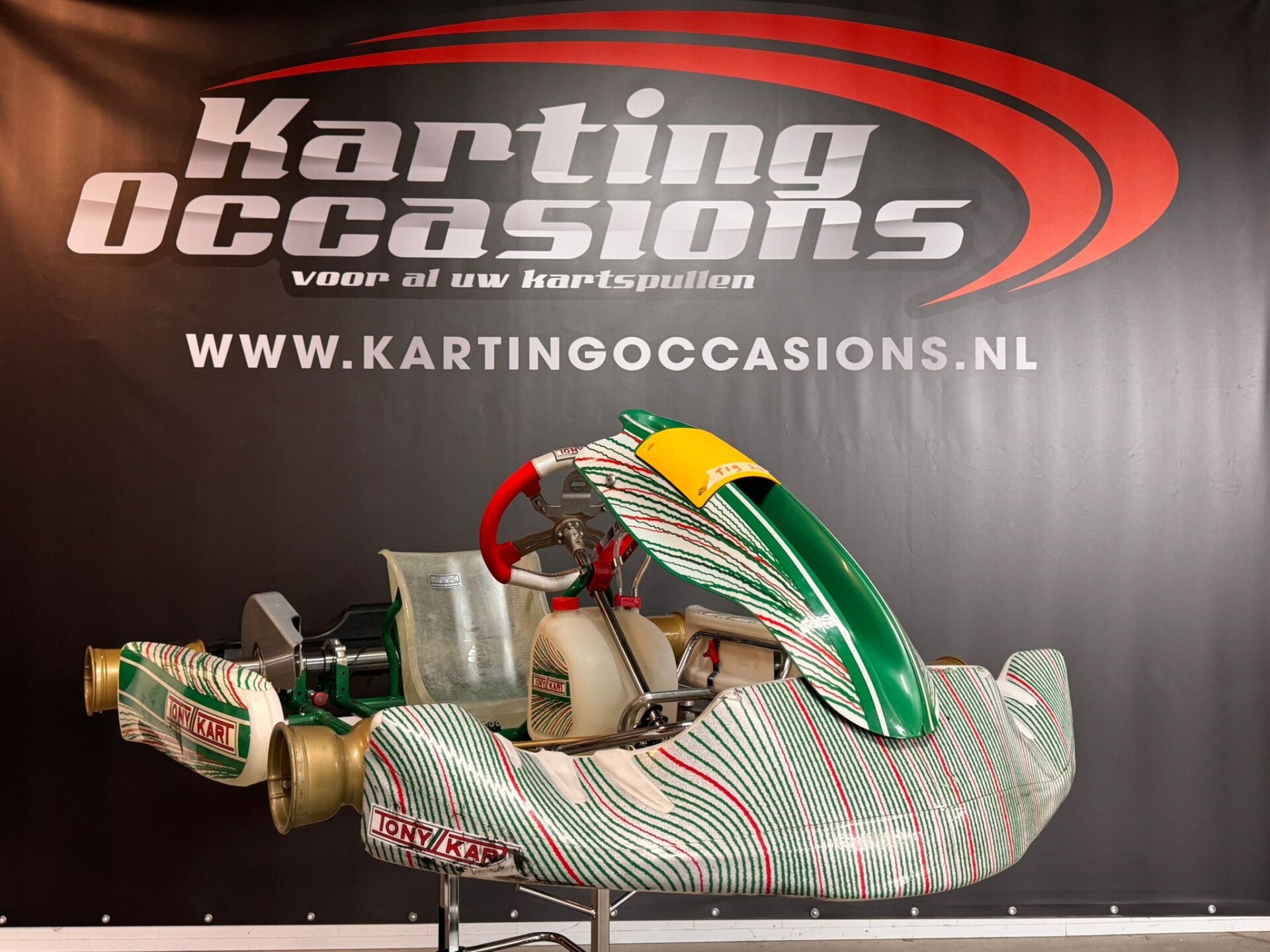 FOR SALE : TONY KART ( used for 4 weekends) #T19