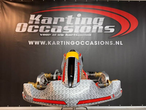 FOR SALE : EXPRIT KART ( used for 2 days!) #30 SPECIAL