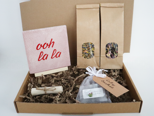 Cadeau pakket met tegeltje 'Ooh la la'