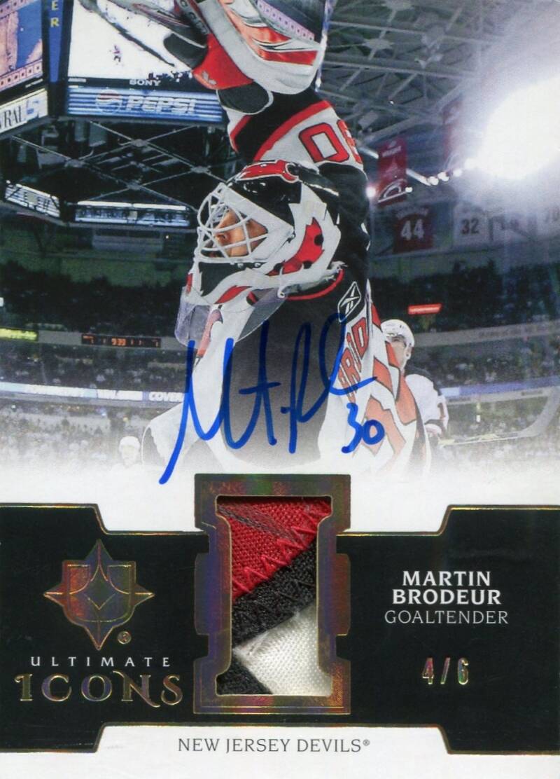 ultimatecollectioniconsjerseyautographpatchgolduai-mb.jpg