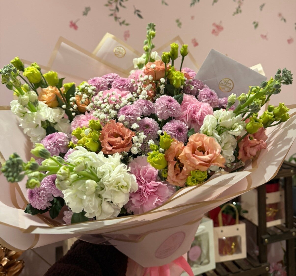 Summer scented arrangement