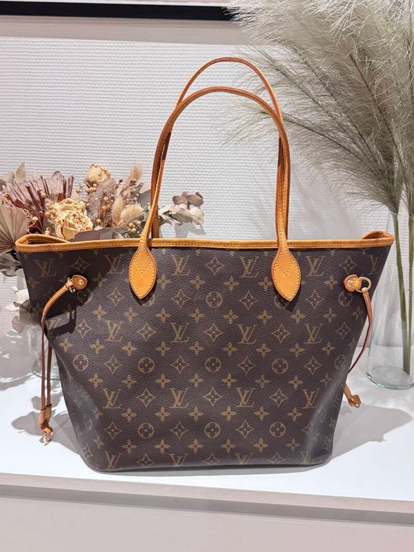 Louis Vuitton Neverfull MM Monogram