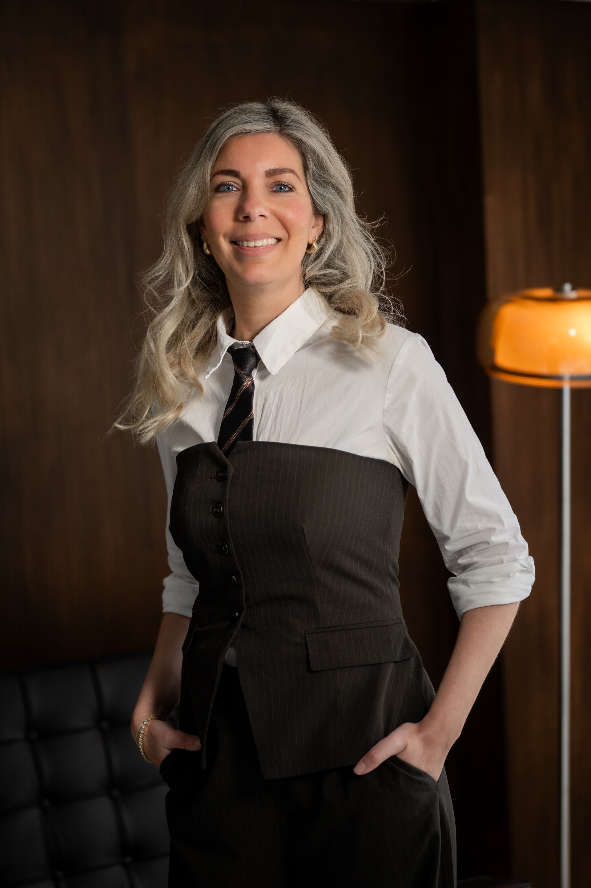 Interieurontwerper DUIFINA – specialist in high-end interieurdesign met een passie voor tijdloze, luxe en functionele ontwerpen. Persoonlijk en op maat gemaakt interieuradvies voor woningen en zakelijke projecten. Werkzaam in Drachten, Friesland.