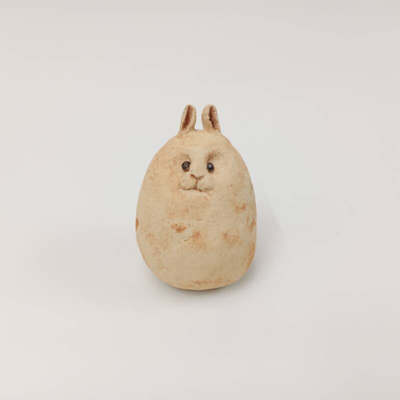 Spudbunny 5. Ceramics, oxides, 7x3x3 cm, 2022.  € 65 (Sold)