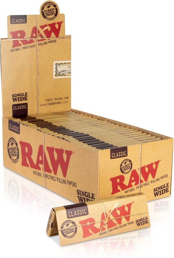 RAW Classic Single Wide Single Feed Rolling Papers | 50 Packs of 50 Leaves