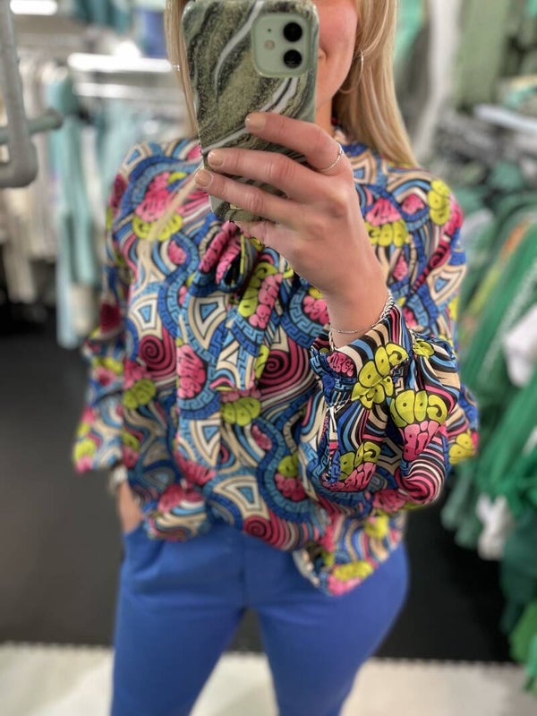 GOOD VIBES BLOUSE