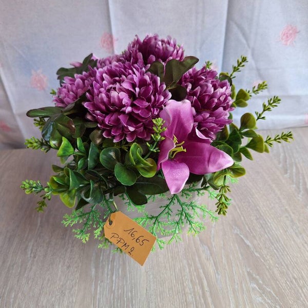 Pot 12 cm gris lesté mini chrys et lys en mauve - PPM2 1665