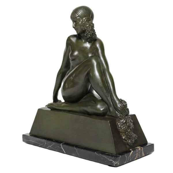 Raymonde Guerbe  - Art Deco sculpture
