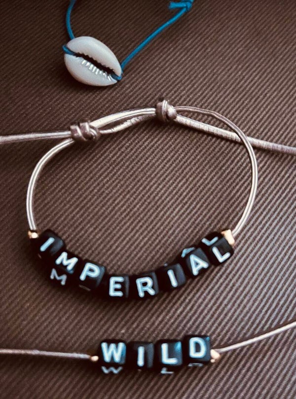 Bracelet signature
