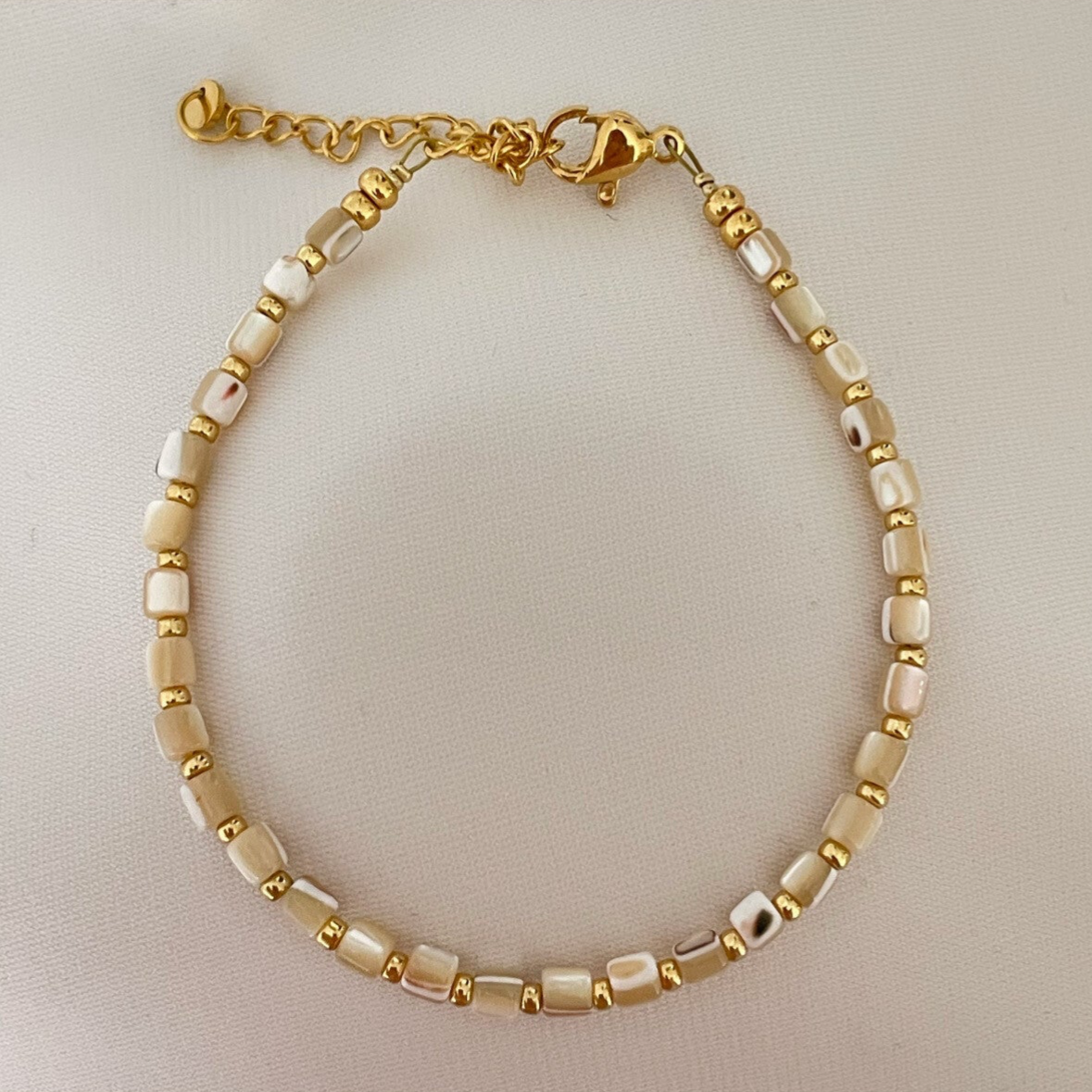 Armband soft summer beige schelp