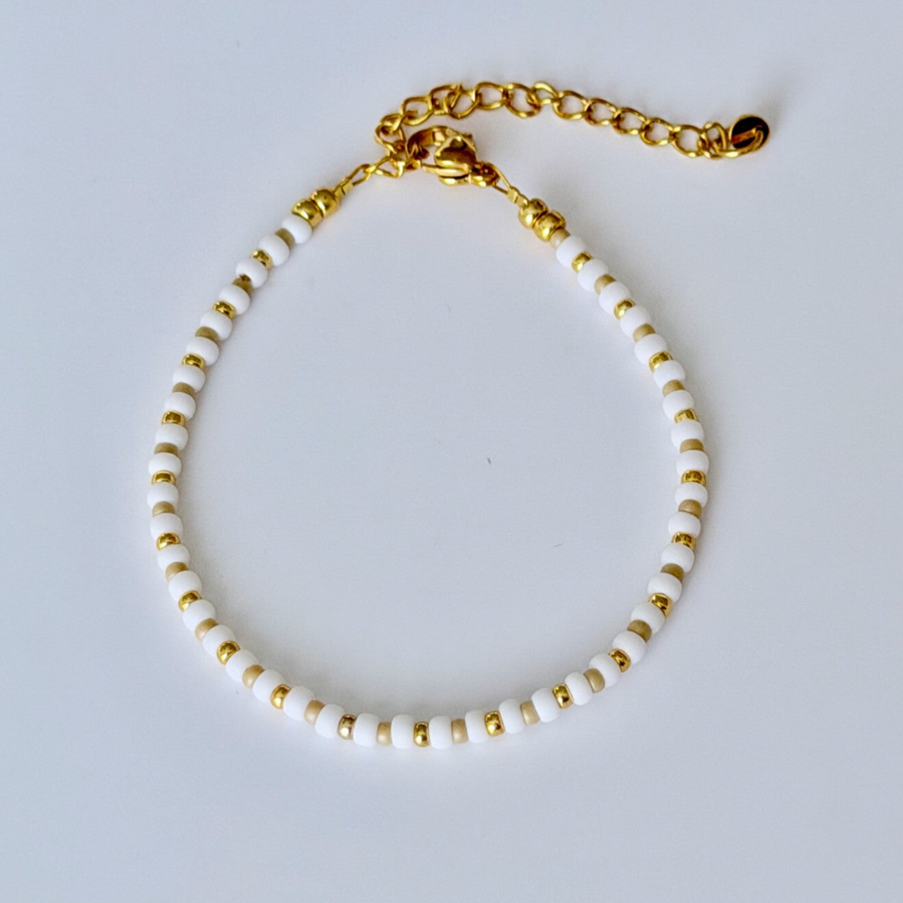 Armband neutrals white