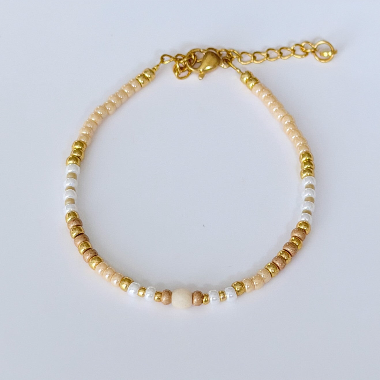 Armband neutrals mix