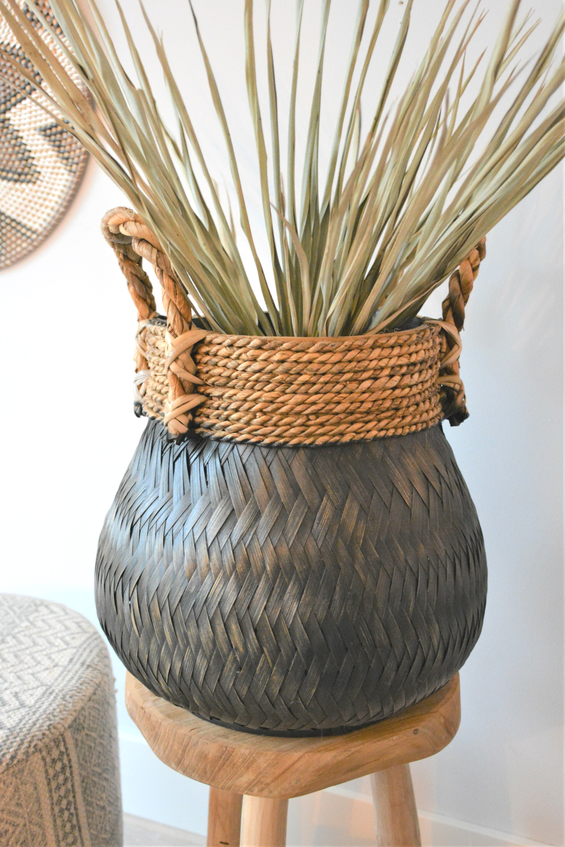 Gevlochten rieten mand | zwart